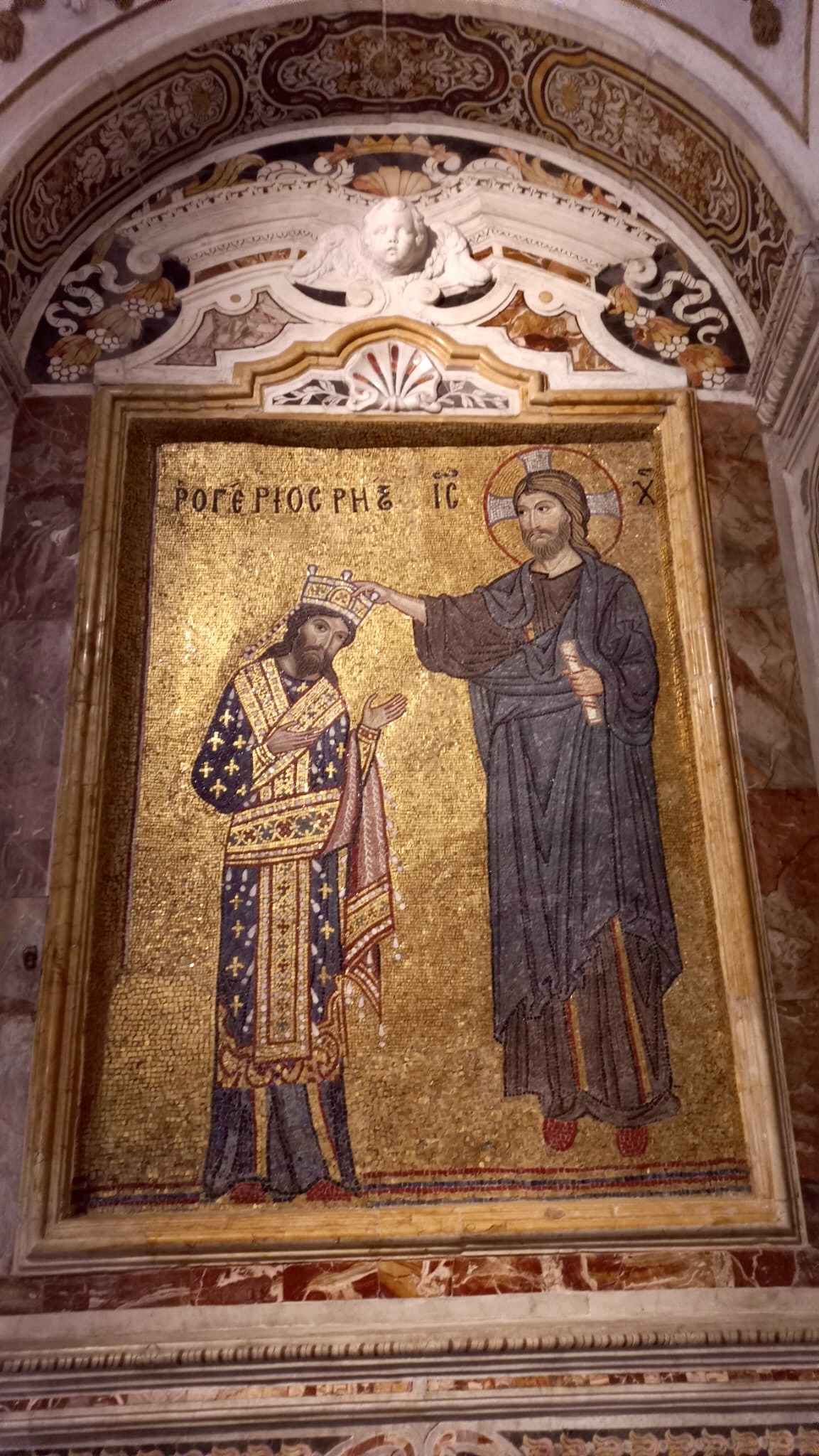 Santa Maria Dell’Ammiraglio Kilisesi, İsa'nın II.Roger'e Taç Giydirmesi.