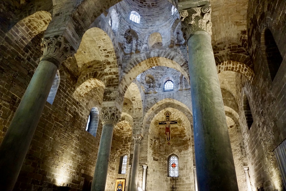 San Catoldo kilisesi